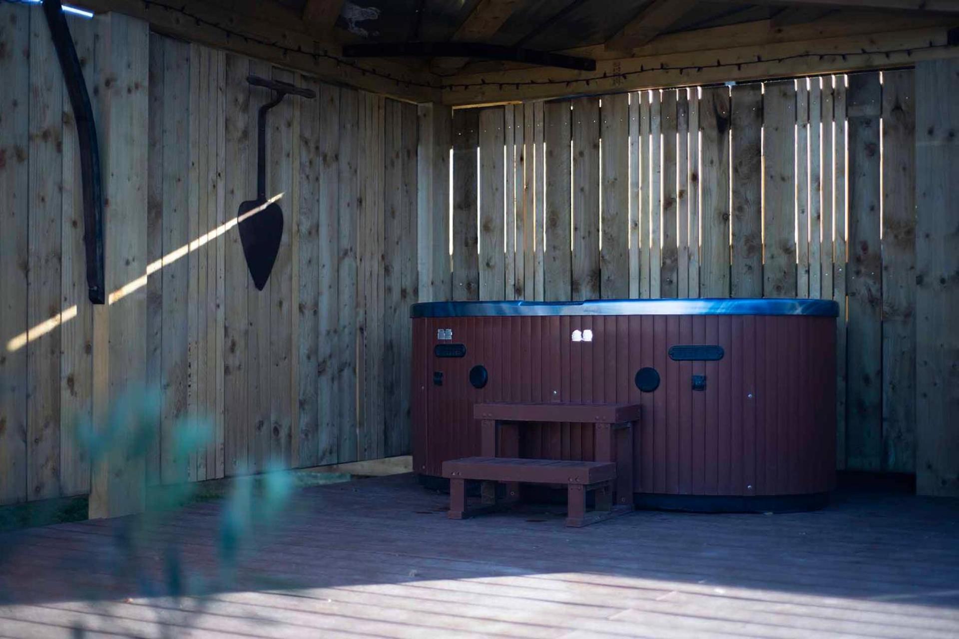 Burtree Country House, Tipi'S, Treehouse & Lodge & House Rooms With Hot Tubs In A Private Garden Тірск Екстер'єр фото