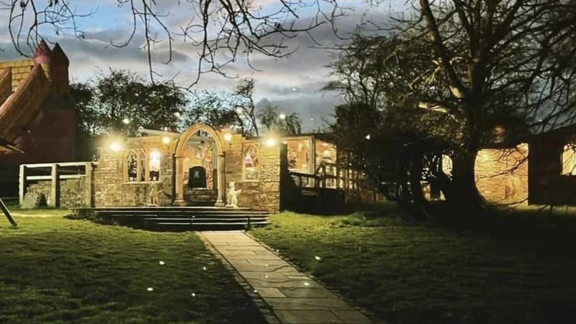 Burtree Country House, Tipi'S, Treehouse & Lodge & House Rooms With Hot Tubs In A Private Garden Тірск Екстер'єр фото