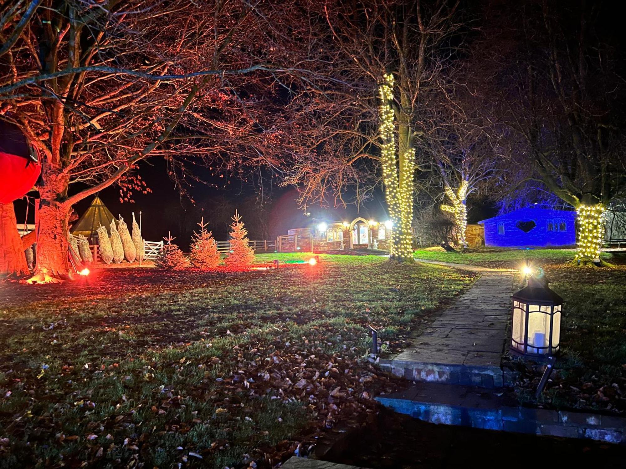 Burtree Country House, Tipi'S, Treehouse & Lodge & House Rooms With Hot Tubs In A Private Garden Тірск Екстер'єр фото