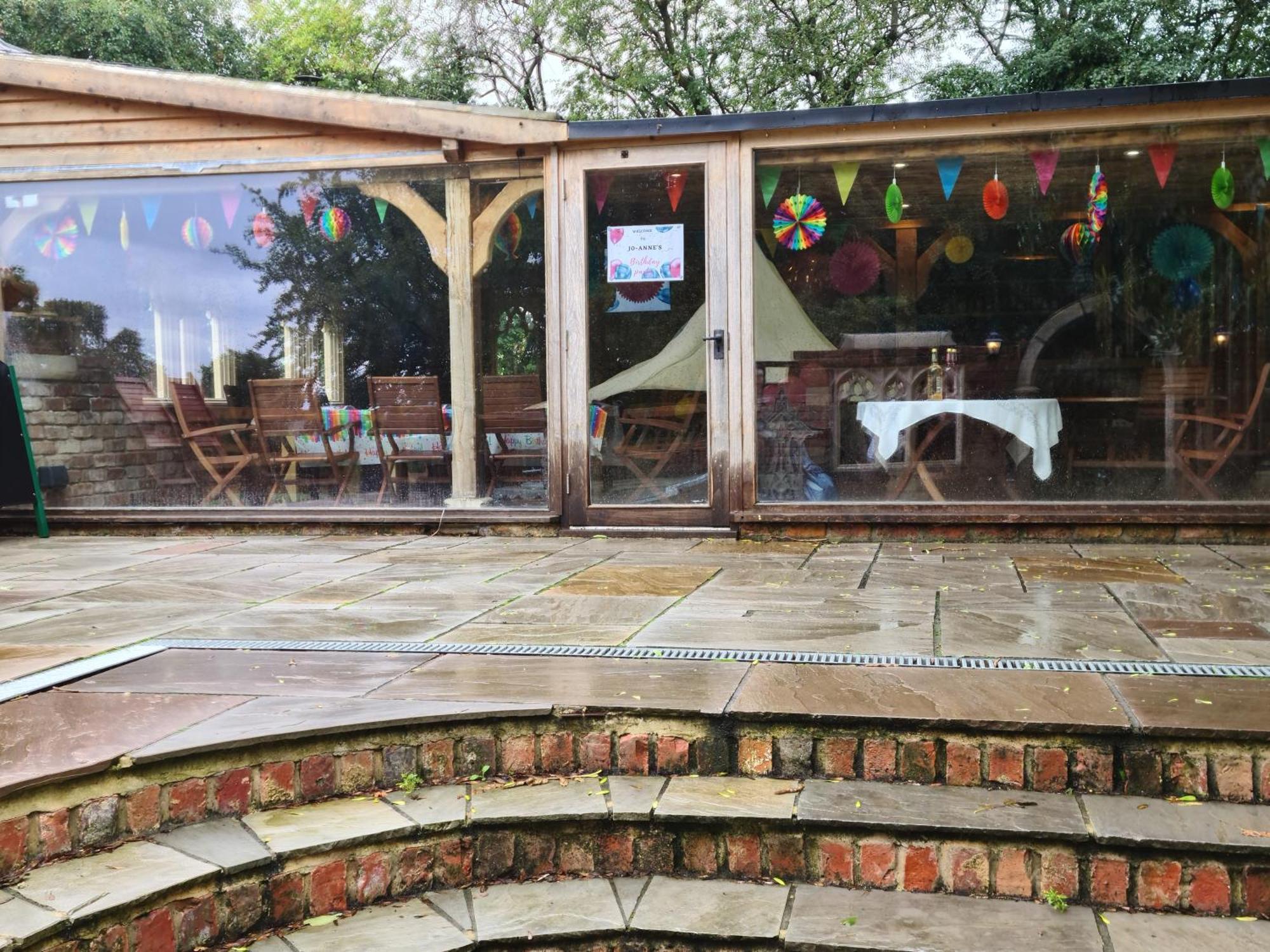 Burtree Country House, Tipi'S, Treehouse & Lodge & House Rooms With Hot Tubs In A Private Garden Тірск Екстер'єр фото